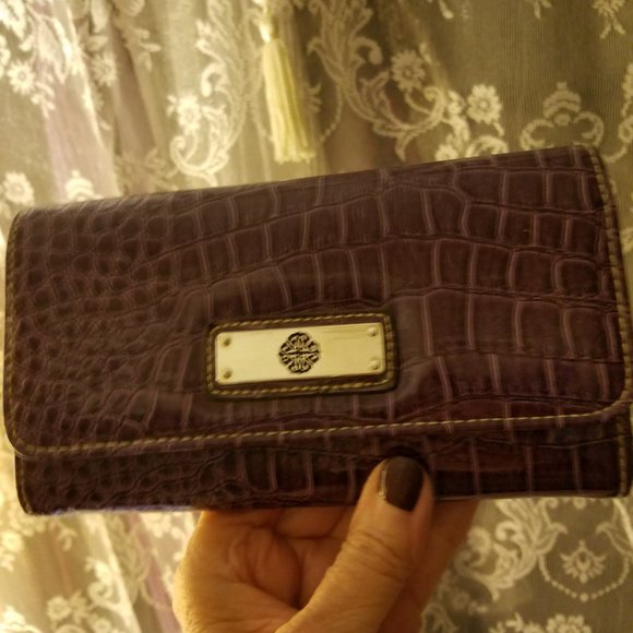 GORGEOUS PURPLE ANIMAL EMBOSSED WALLET WITH CHECK BOOK HLD AND CREDIT CARD SLOTS - Picture 2 of 13